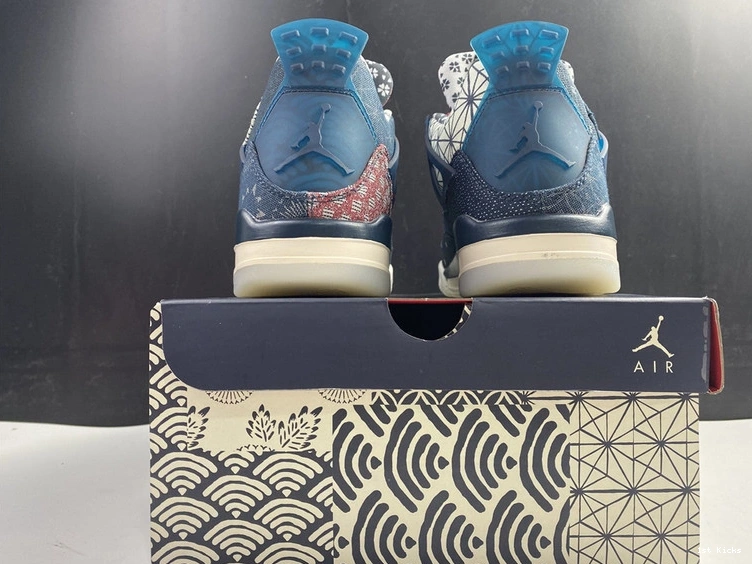 4  Jordan  CW0898-400 “Sashiko  SE Air 1016